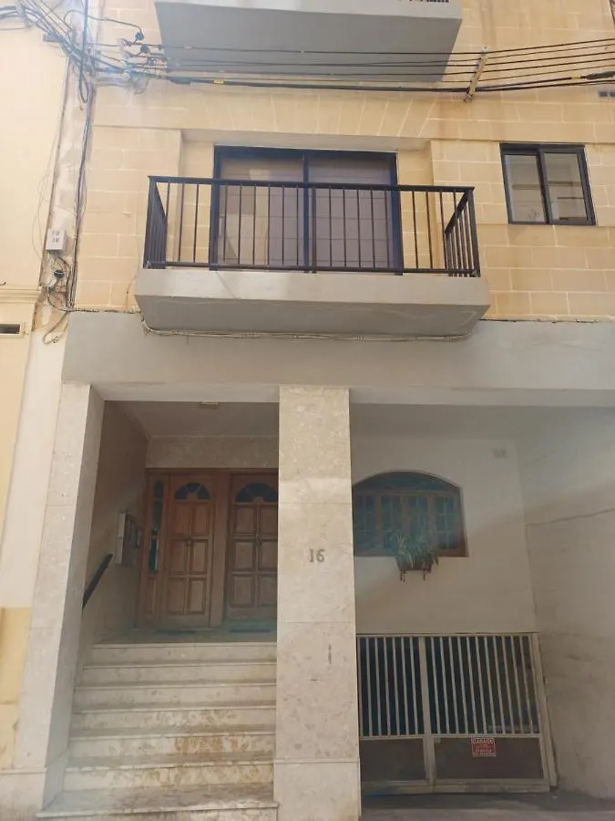 Sliema 2 Bedroom Apartment 0*,